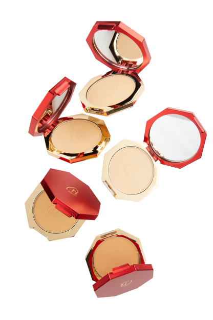 chat classic powder foundation13